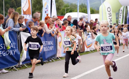 Dzieci też miały swój bieg na Festiwalu Biegowym. Była radość i zdrowa rywalizacja  - 35